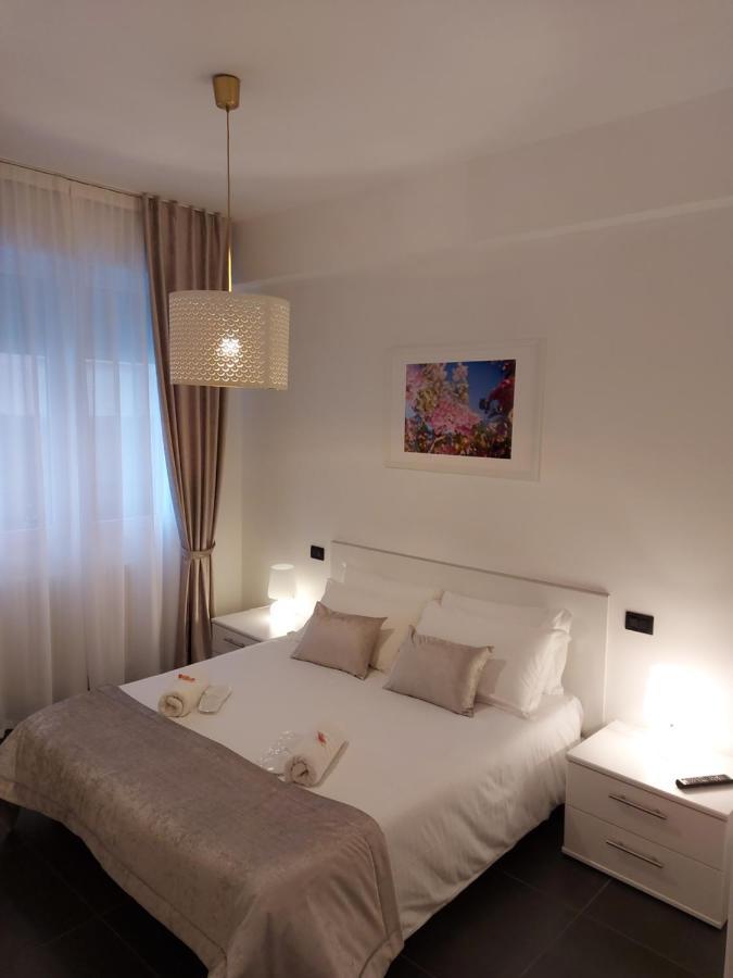 Ca Sottomarina Gli Appartamenti In Centro Apartsuite Exterior photo