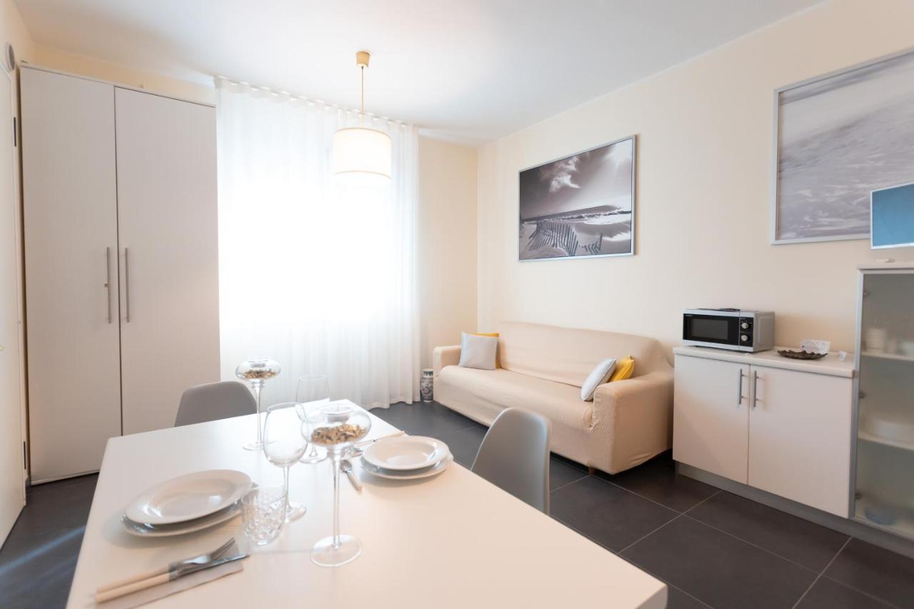 Ca Sottomarina Gli Appartamenti In Centro Apartsuite Exterior photo