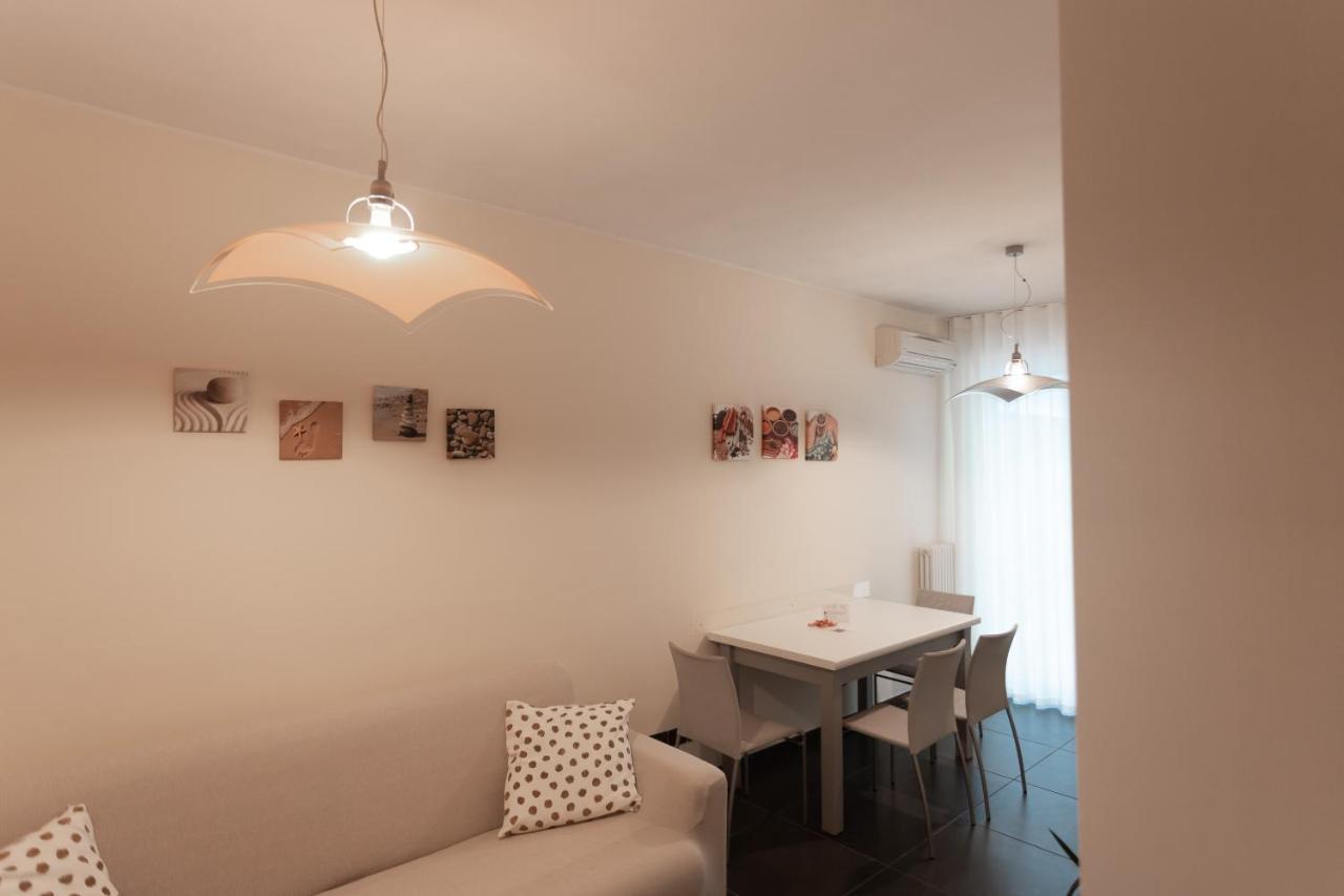 Ca Sottomarina Gli Appartamenti In Centro Apartsuite Exterior photo