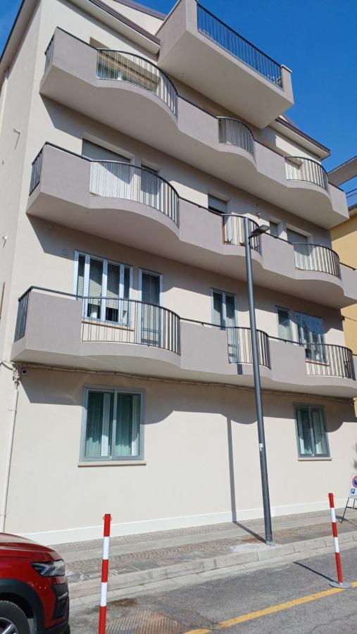 Ca Sottomarina Gli Appartamenti In Centro Apartsuite Exterior photo