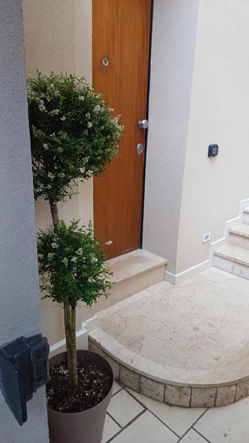Ca Sottomarina Gli Appartamenti In Centro Apartsuite Exterior photo